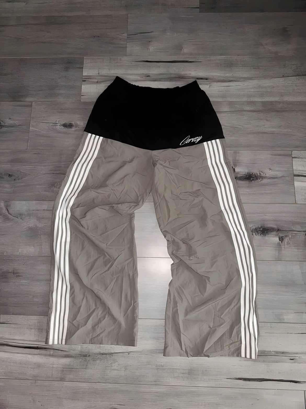 CERVZY TRACK PANTS - GRAY